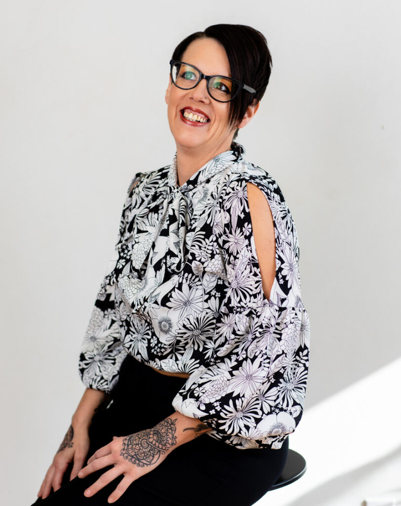 St. Louis entrepreneur branding session fashion forward studio portrait
photography studio